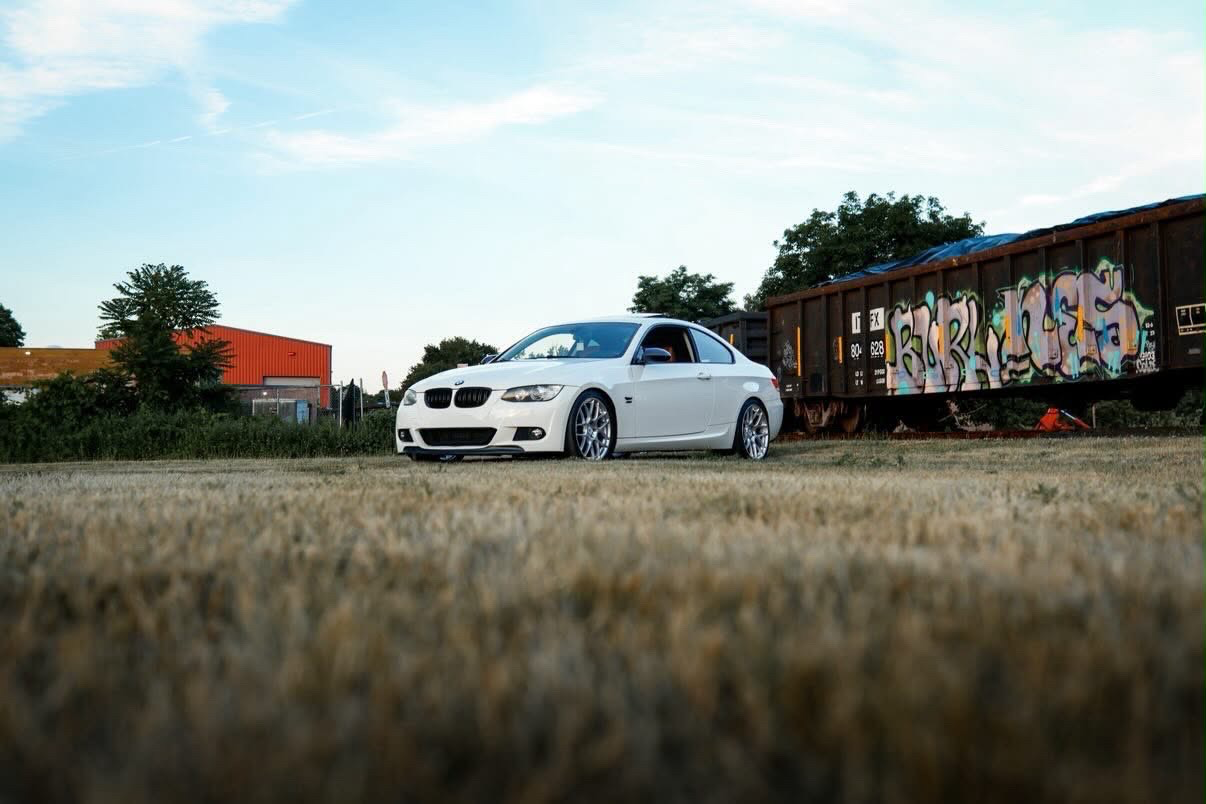 BMW 328xi photo 3