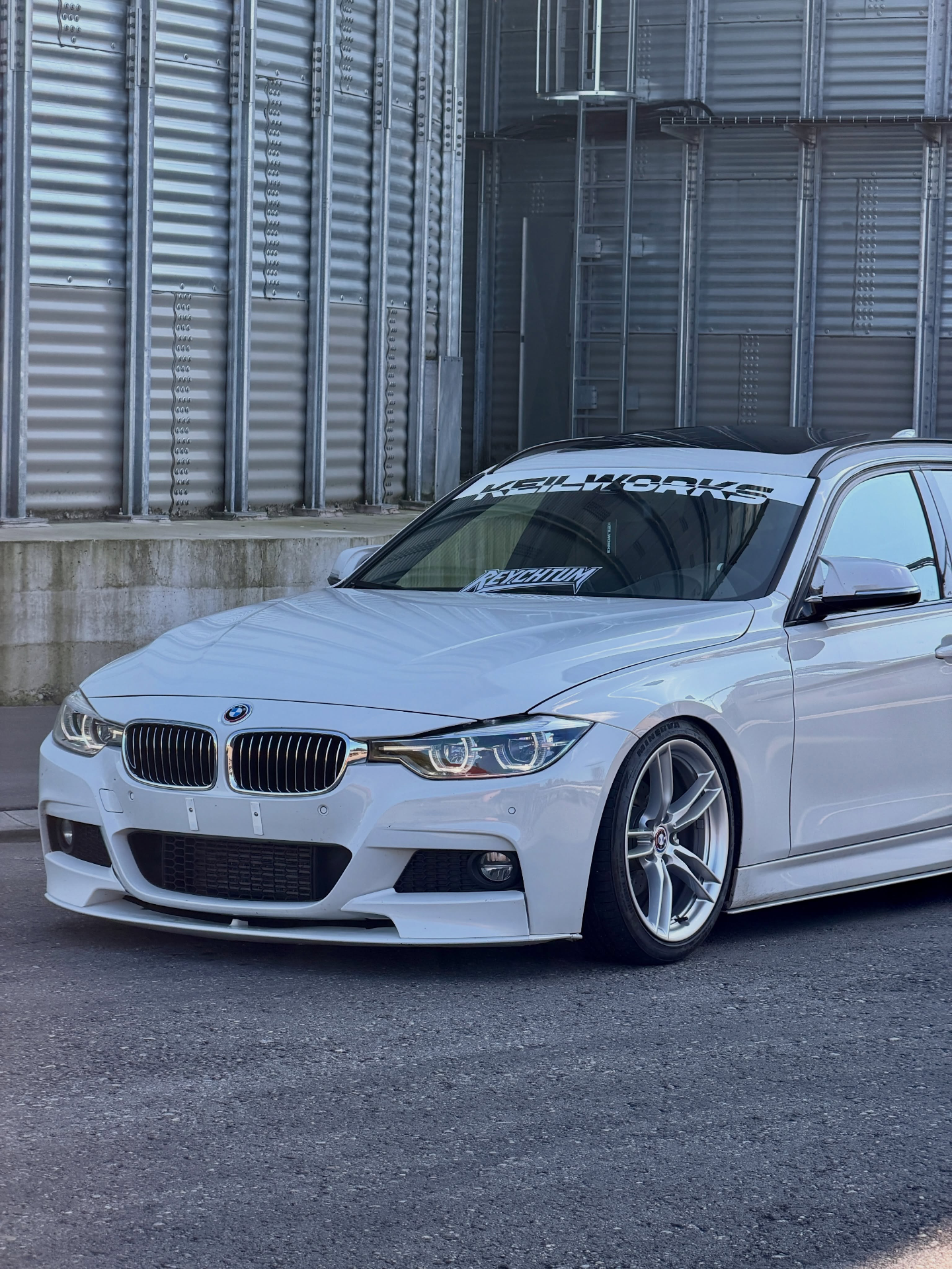 F31 Touring photo 3