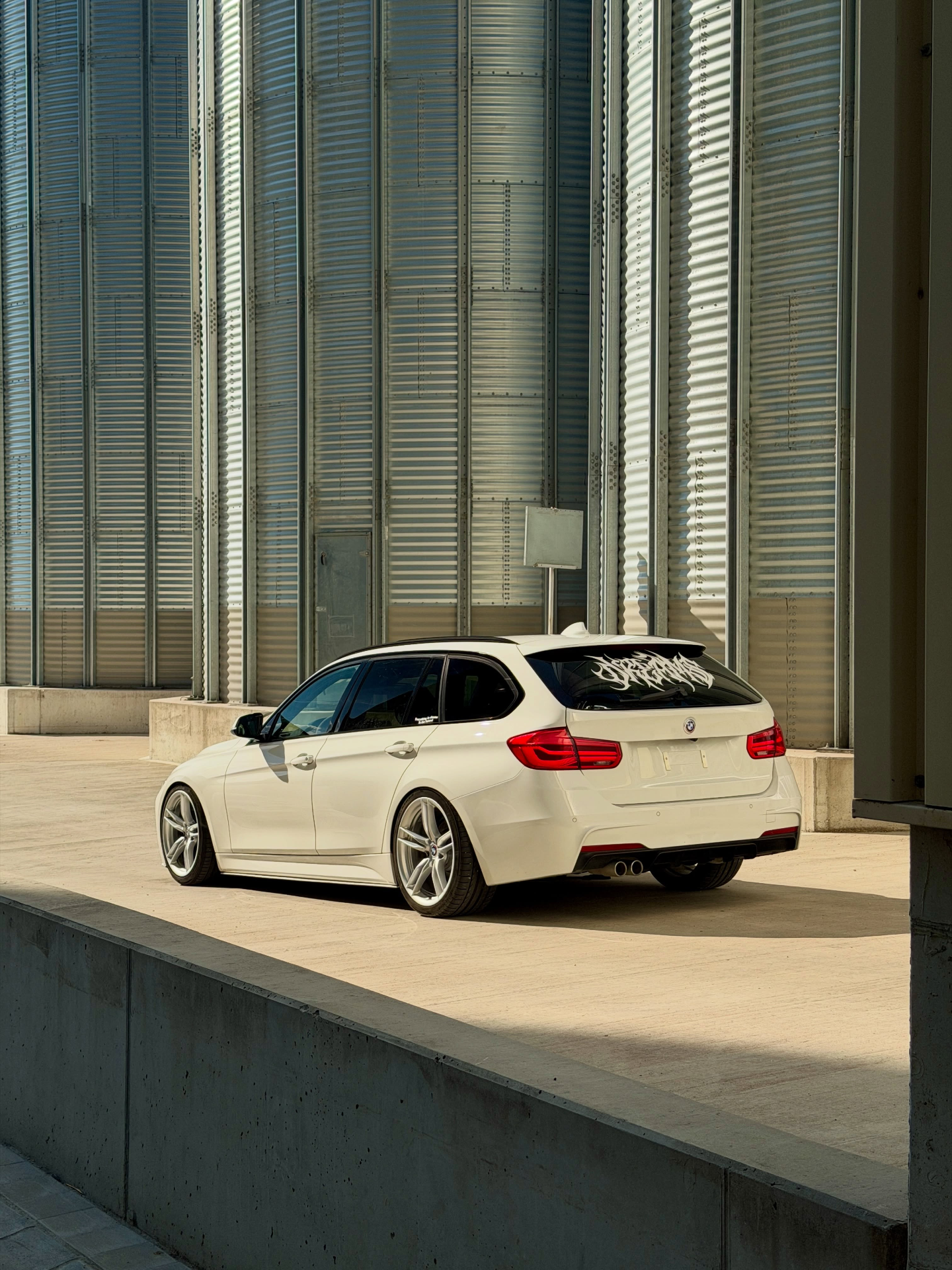 F31 Touring photo 2